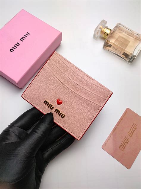 miu miu love card holder